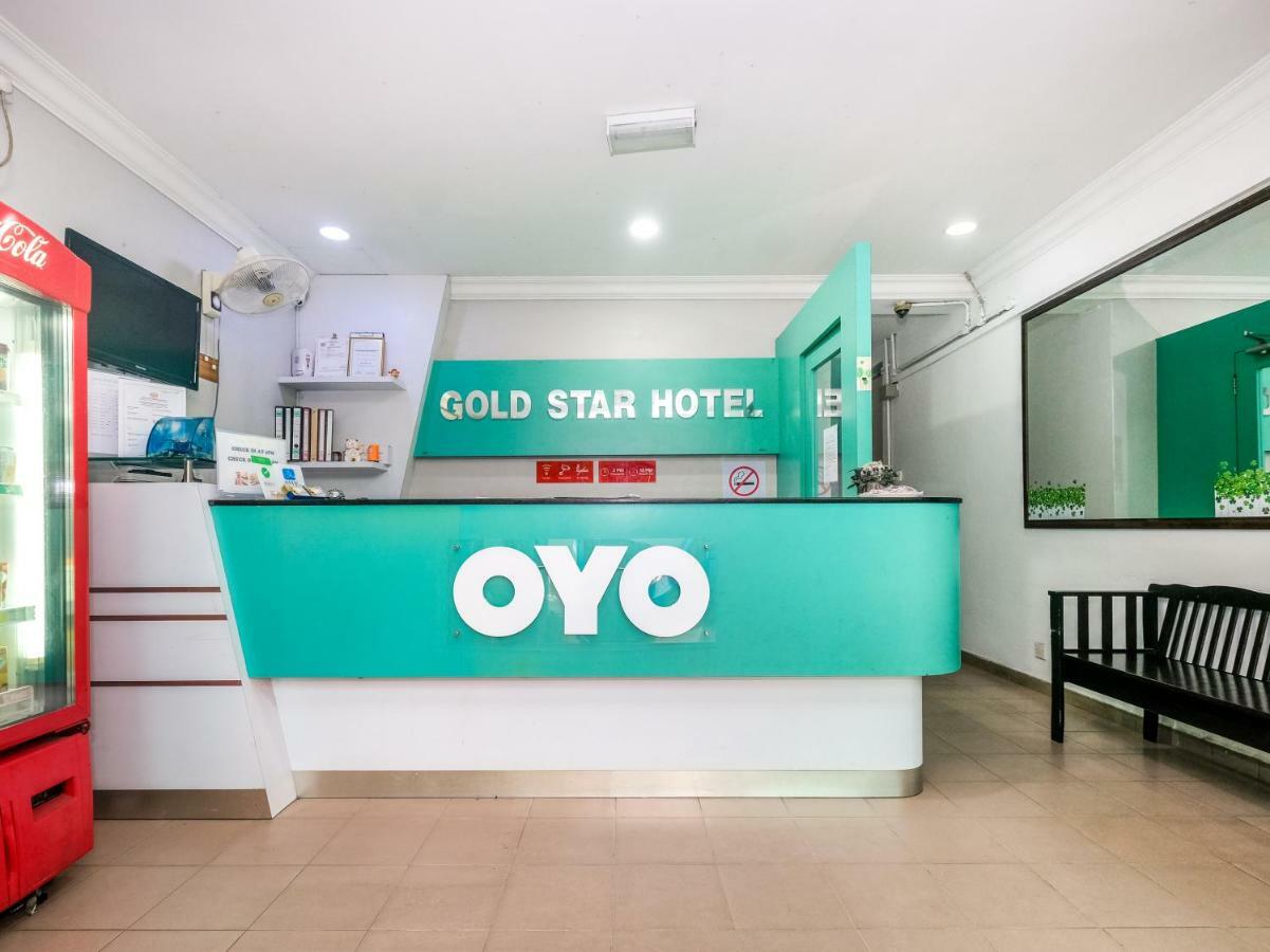Oyo 850 Gold Star Hotel Chukai Extérieur photo